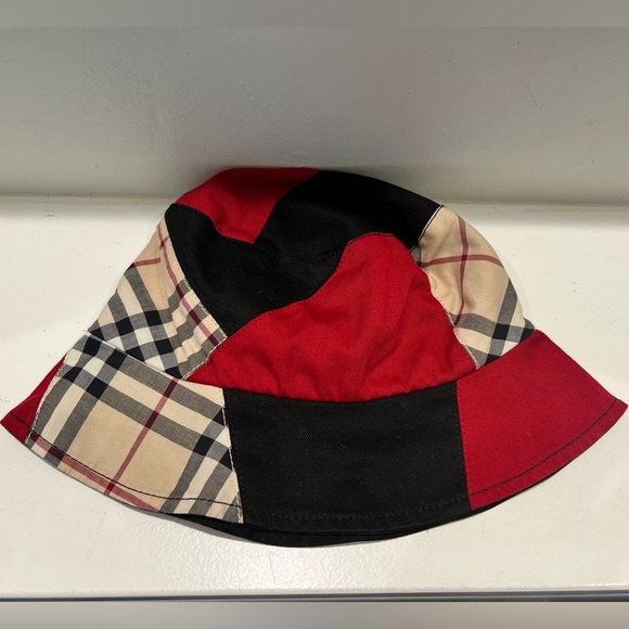 Burberry patchwork check bucket hat size M - Picture 2 of 5